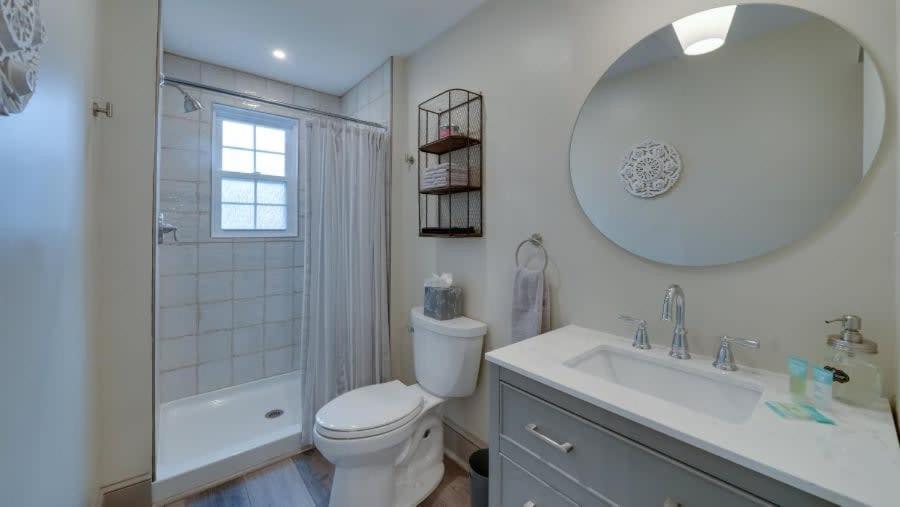 The Suite In A Historic Carriage House Kennett Square Buitenkant foto